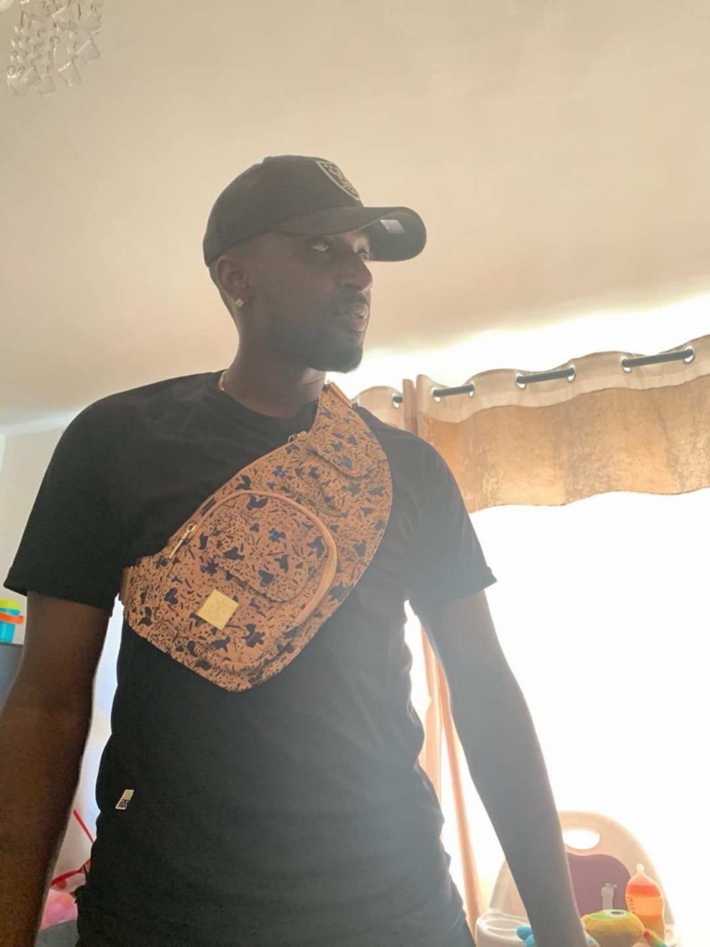 Awesome Men & Women’s Stylish Everyday Crossbody ✨👌🏾🥵 - Picture 10 of 10